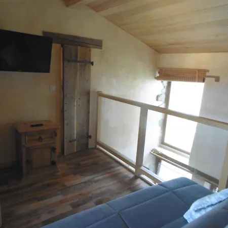 Gites De Saint Mury Feriehus